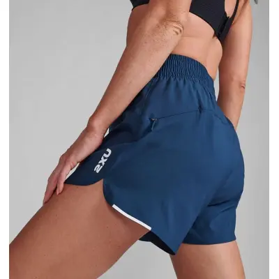 2XU Aero Hi-Rise 4 InchShorts Moonlight/White Reflective