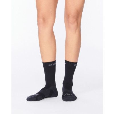 2XU Vectr Light Cushion Crew Socks