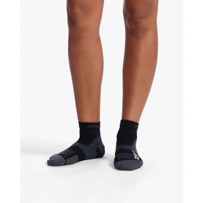 2XU Vectr Ultralight 1/4 Crew Socks