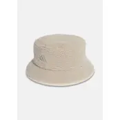 Winter Bucket, Wonalu, Os Men, Hattar
