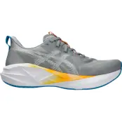 Asics Novablast 5 M Herr Grå US 9,5 | Löparskor