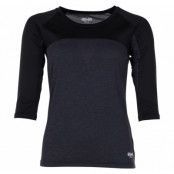 Madina W Tee, Black, Solid,  8848 Altitude