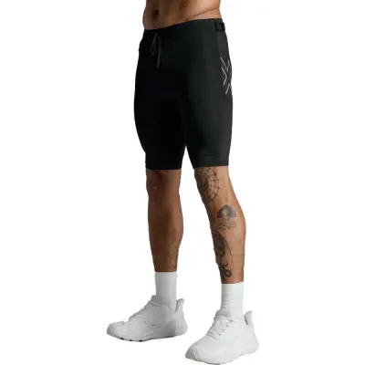 2XU Aero Mesh Compression Shorts M Herr Svart L | Löparshorts