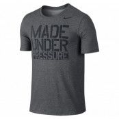 Dfct Made Under Pressure Tee, Charcoal Heathr/Charcoal Heath, L,  Nike