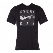Every Damn Day Tee, Black, Xxl,  Nike