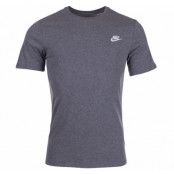 M Nsw Tee Club Embrd Ftra, Charcoal Heathr/Charcoal Heath, L,  Nike