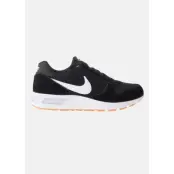 Nike Nightgazer, Black/White, 44,5