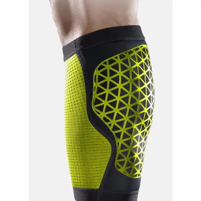 Nike Pro Hyperstrong Calf Slee, Black/Volt, S,  Benskydd Och Tillbehör