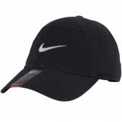 U Nk H86 Cap Swoosh Classic, Black/White, Onesize,  Nike