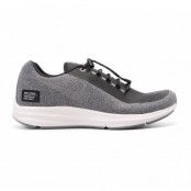 W Nike Zm Winflo 5 Run Shield, Black/Metallic Silver-Cool Gre, 44,5
